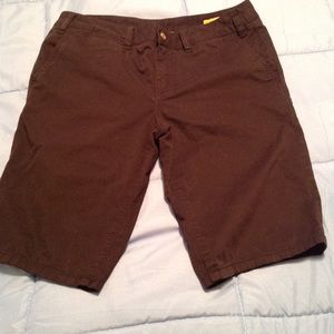 Navy blue Tory Burch boyfriend Bermuda chinos 28